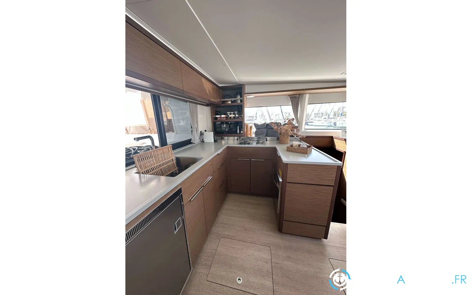 slider 58 Lagoon 46