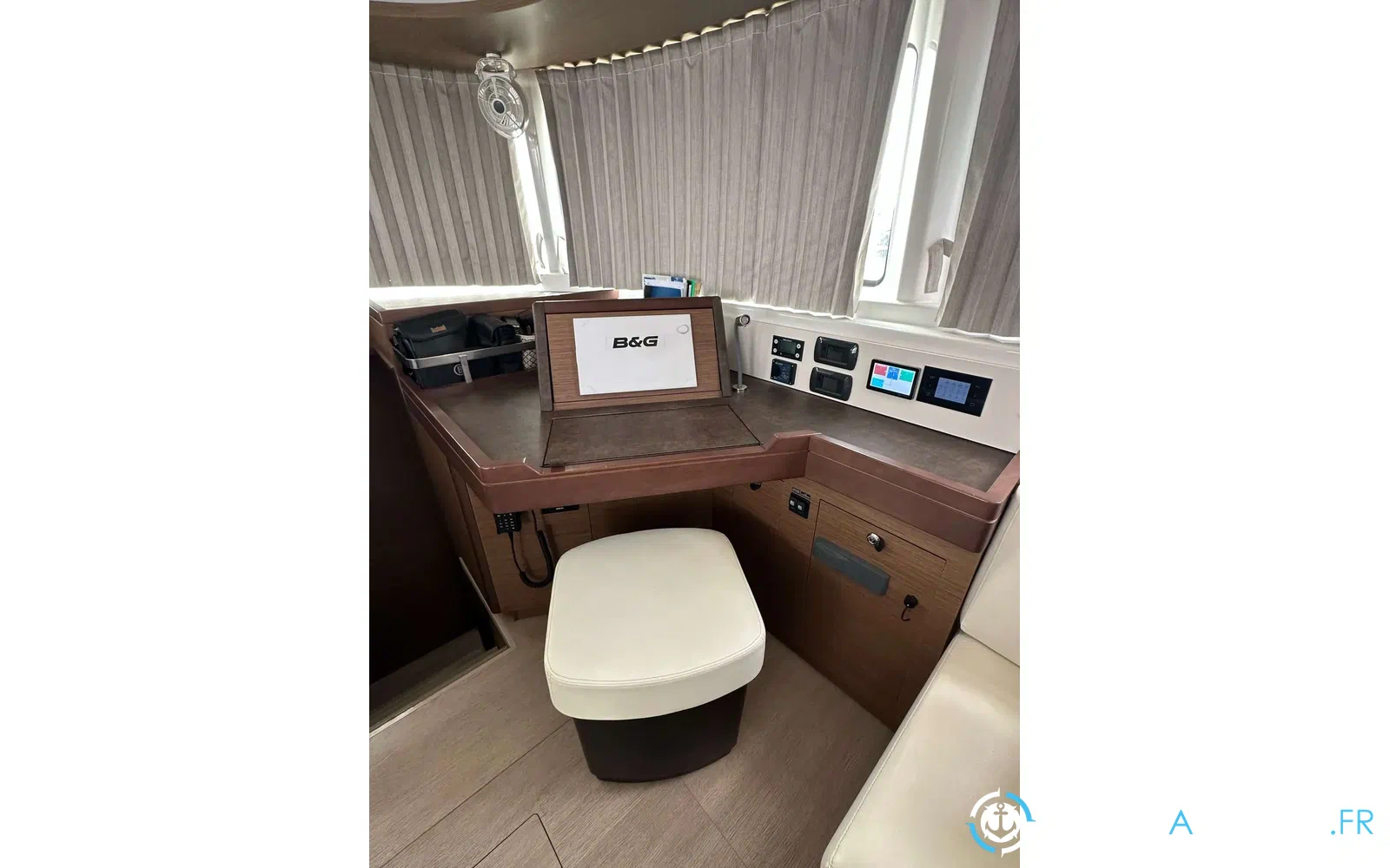 slider 63 Lagoon 46