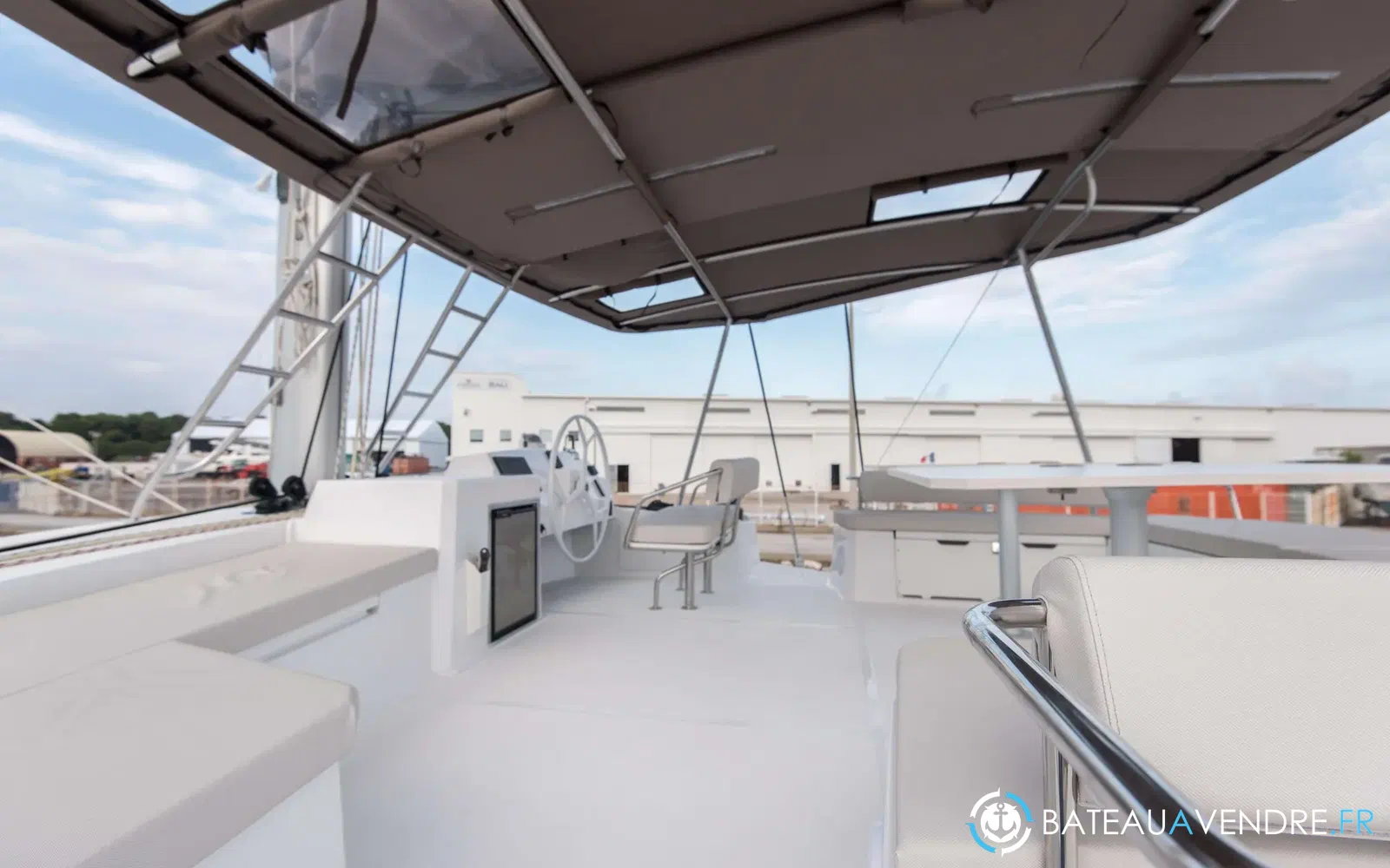 slider 0 Bali Catamarans Bali 5.4