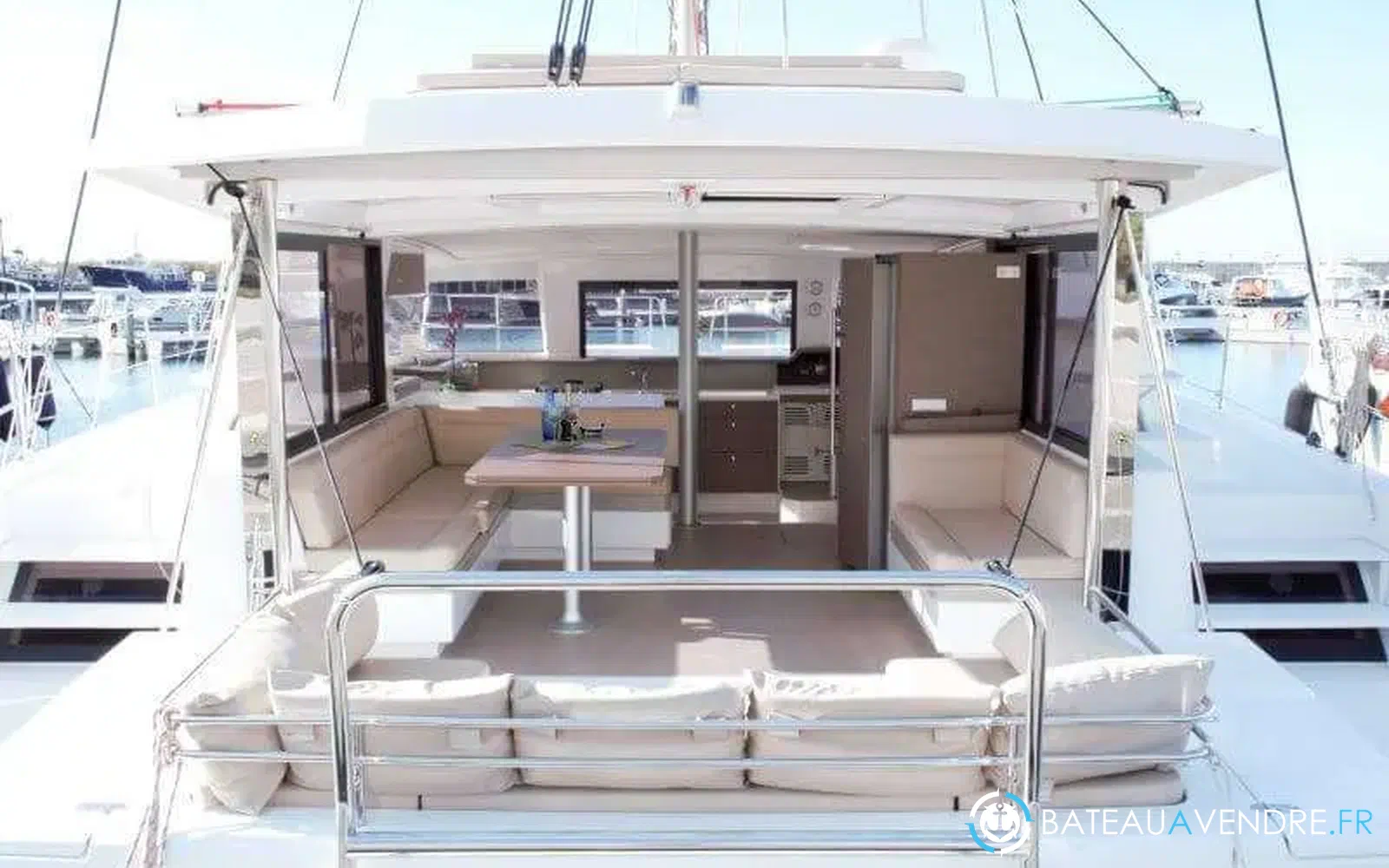 slider 0 Bali Catamarans Bali 4.3