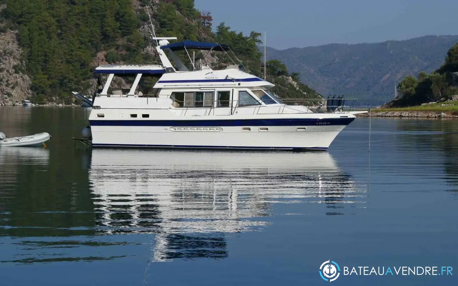 slider 26 Trader 44