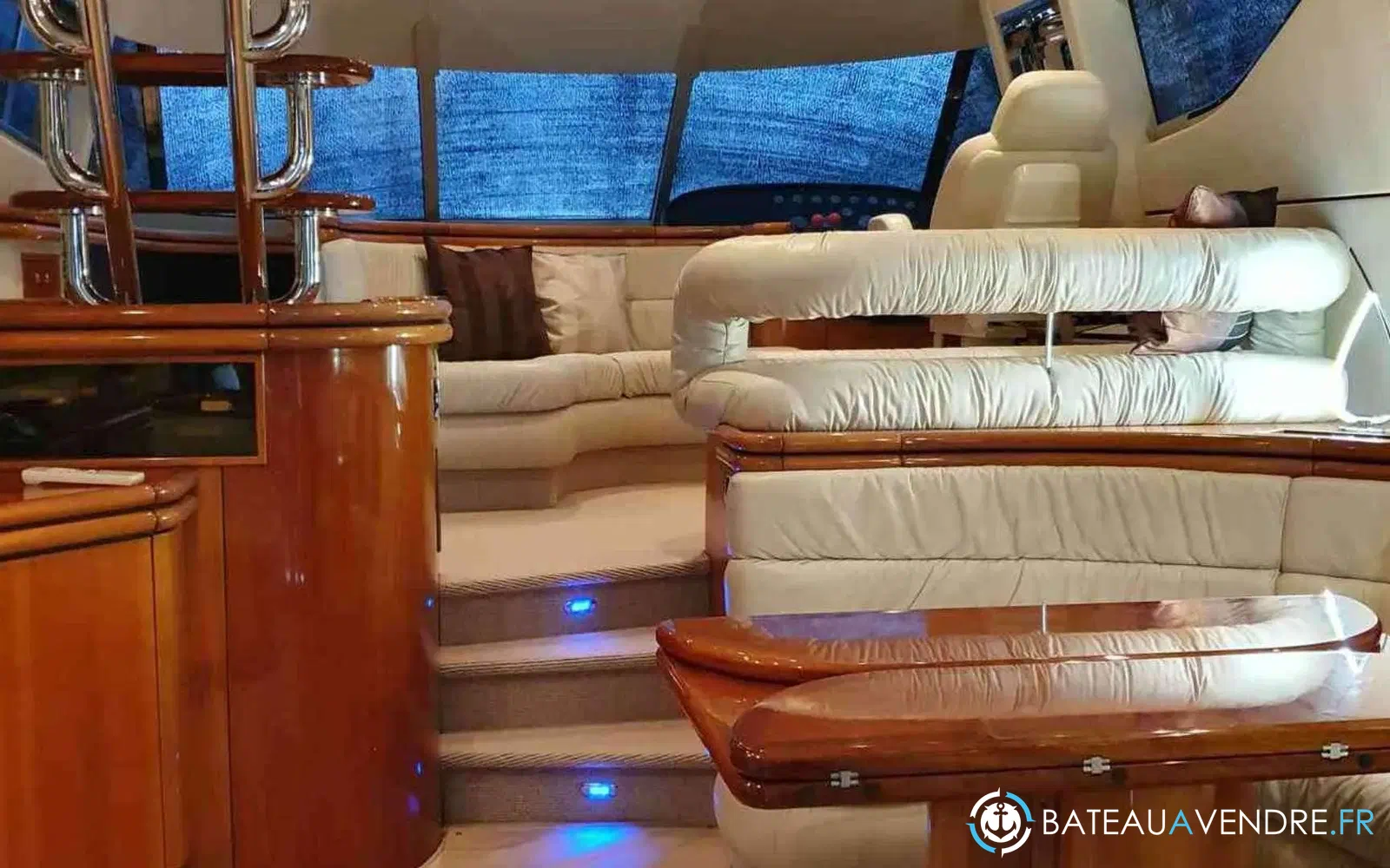 slider 1 Sunseeker Manhattan 62