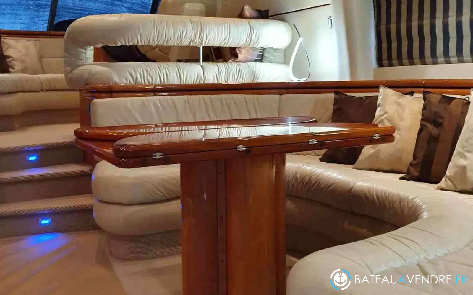 slider 2 Sunseeker Manhattan 62