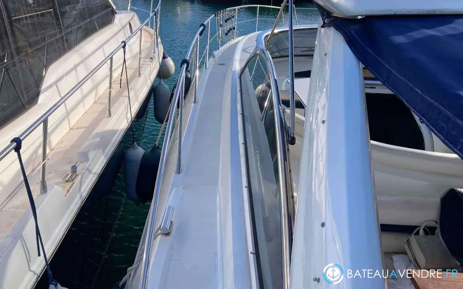 slider 11 Sunseeker Camargue 50
