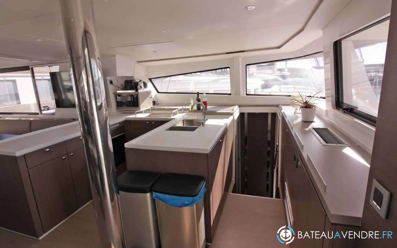 slider 5 Bali Catamarans Bali 5.4