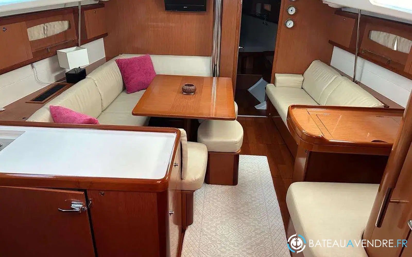 slider 5 Beneteau Oceanis 46