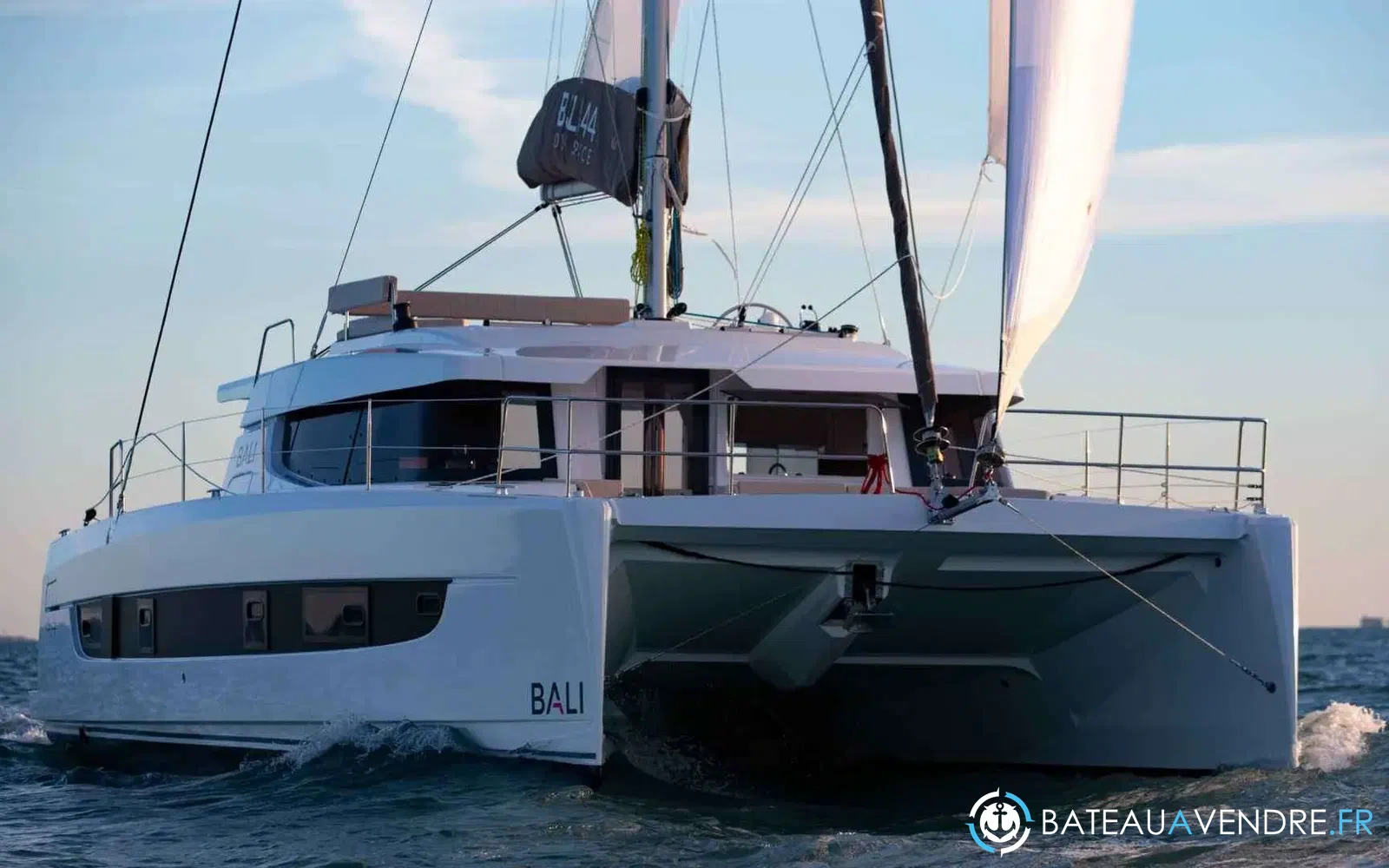 slider 0 Bali Catamarans Bali 4.4