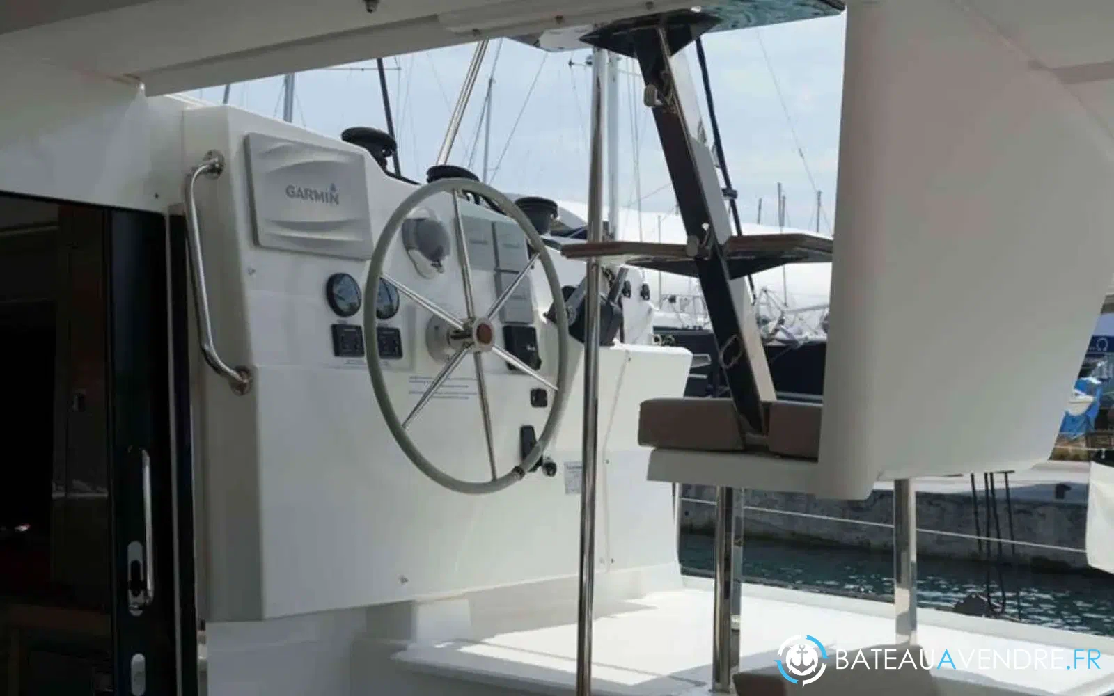 slider 10 Fountaine Pajot Lucia 40
