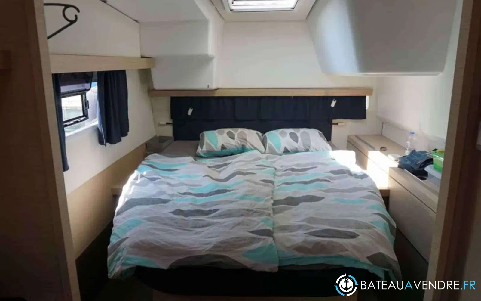slider 21 Fountaine Pajot Lucia 40