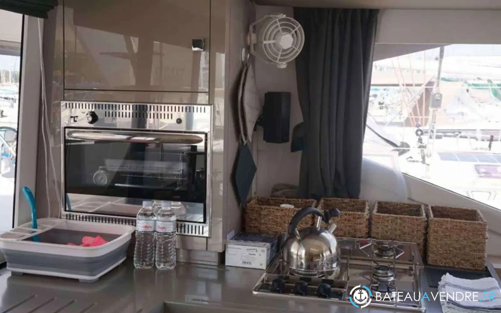slider 27 Fountaine Pajot Lucia 40