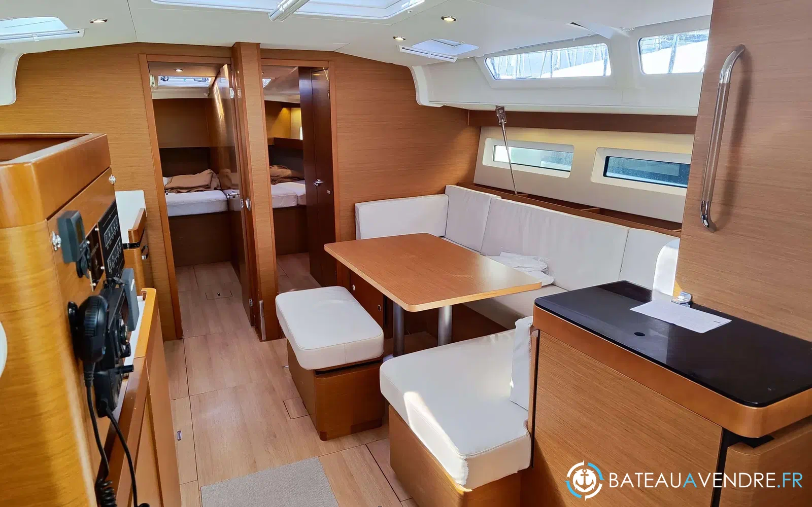 slider 10 Jeanneau Sun Odyssey 490