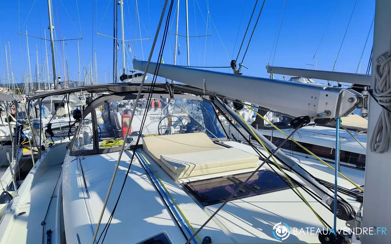 slider 23 Jeanneau Sun Odyssey 490