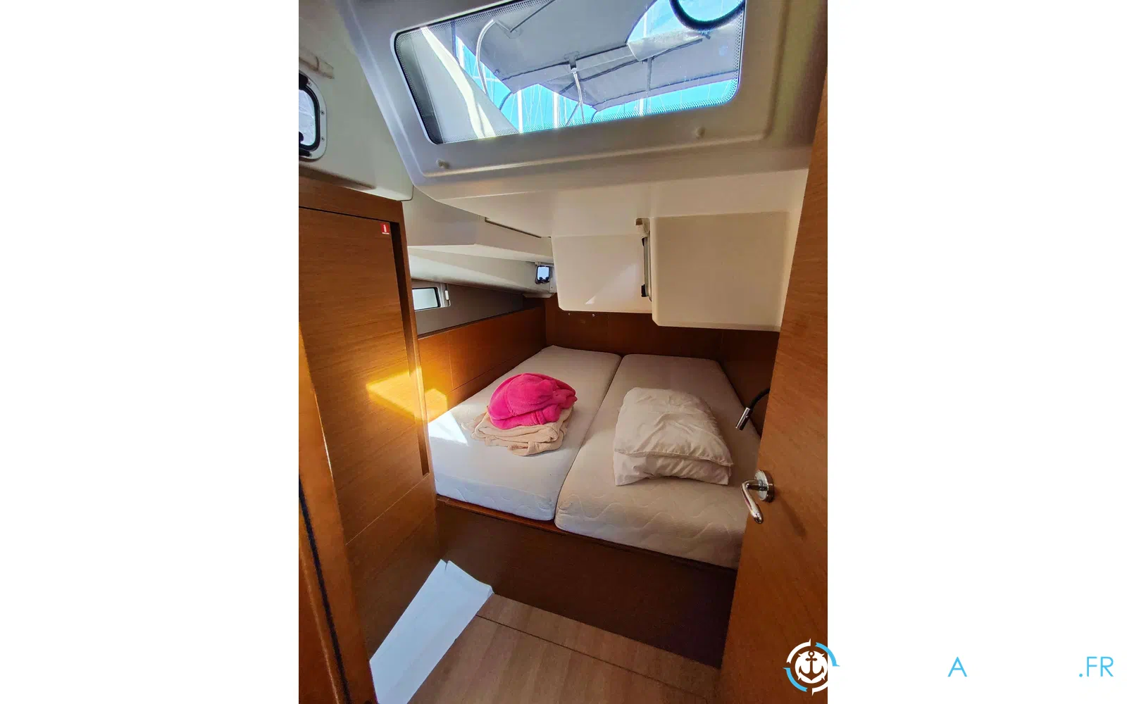 slider 30 Jeanneau Sun Odyssey 490