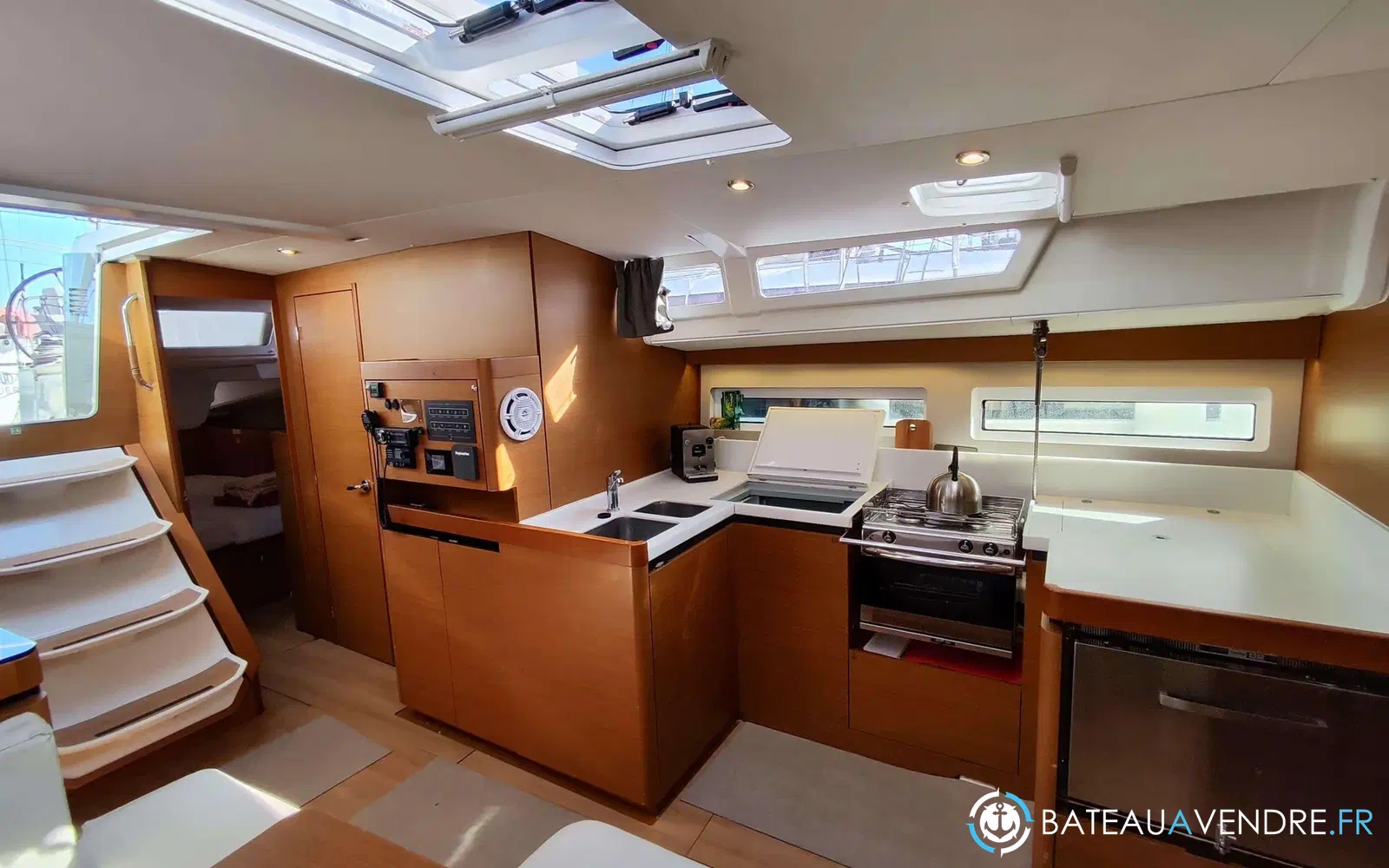 slider 33 Jeanneau Sun Odyssey 490