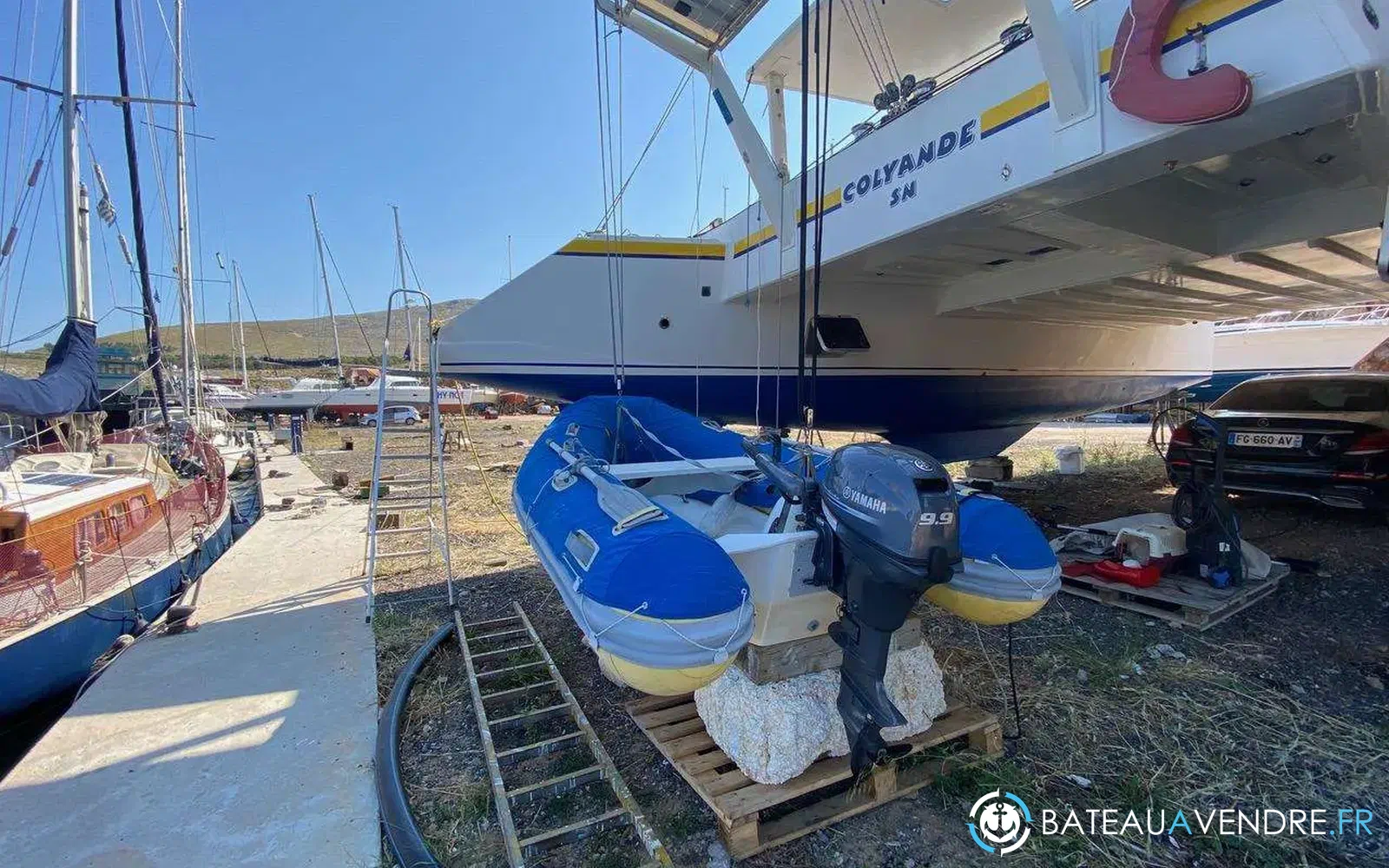 slider 21 Custom Catamaran