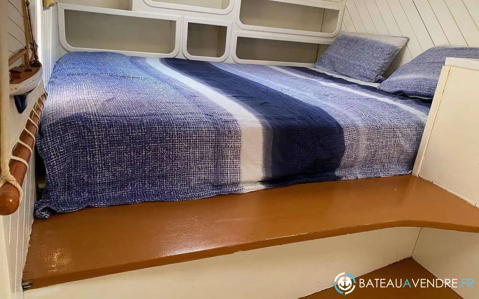 slider 26 Custom Catamaran