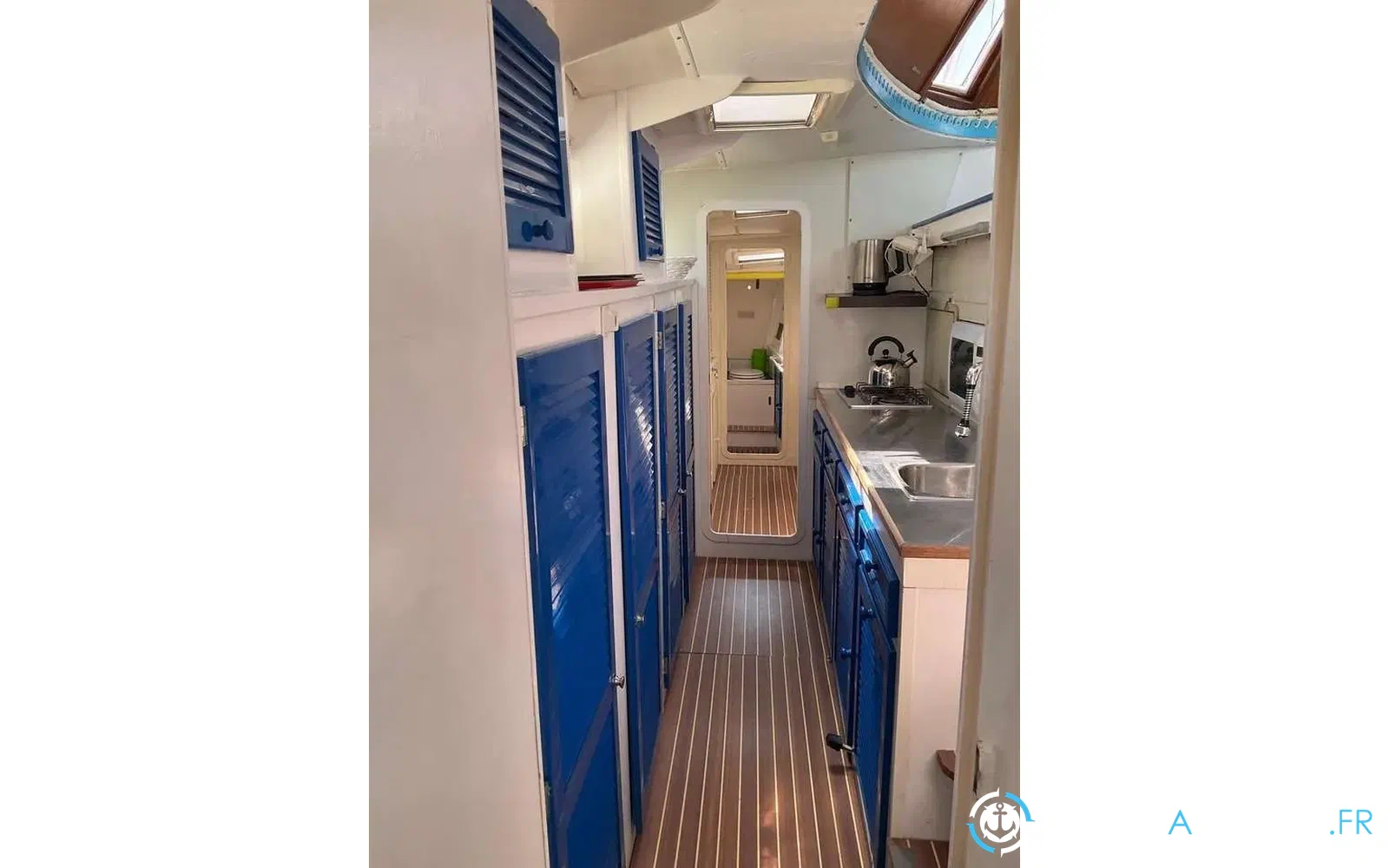 slider 31 Custom Catamaran