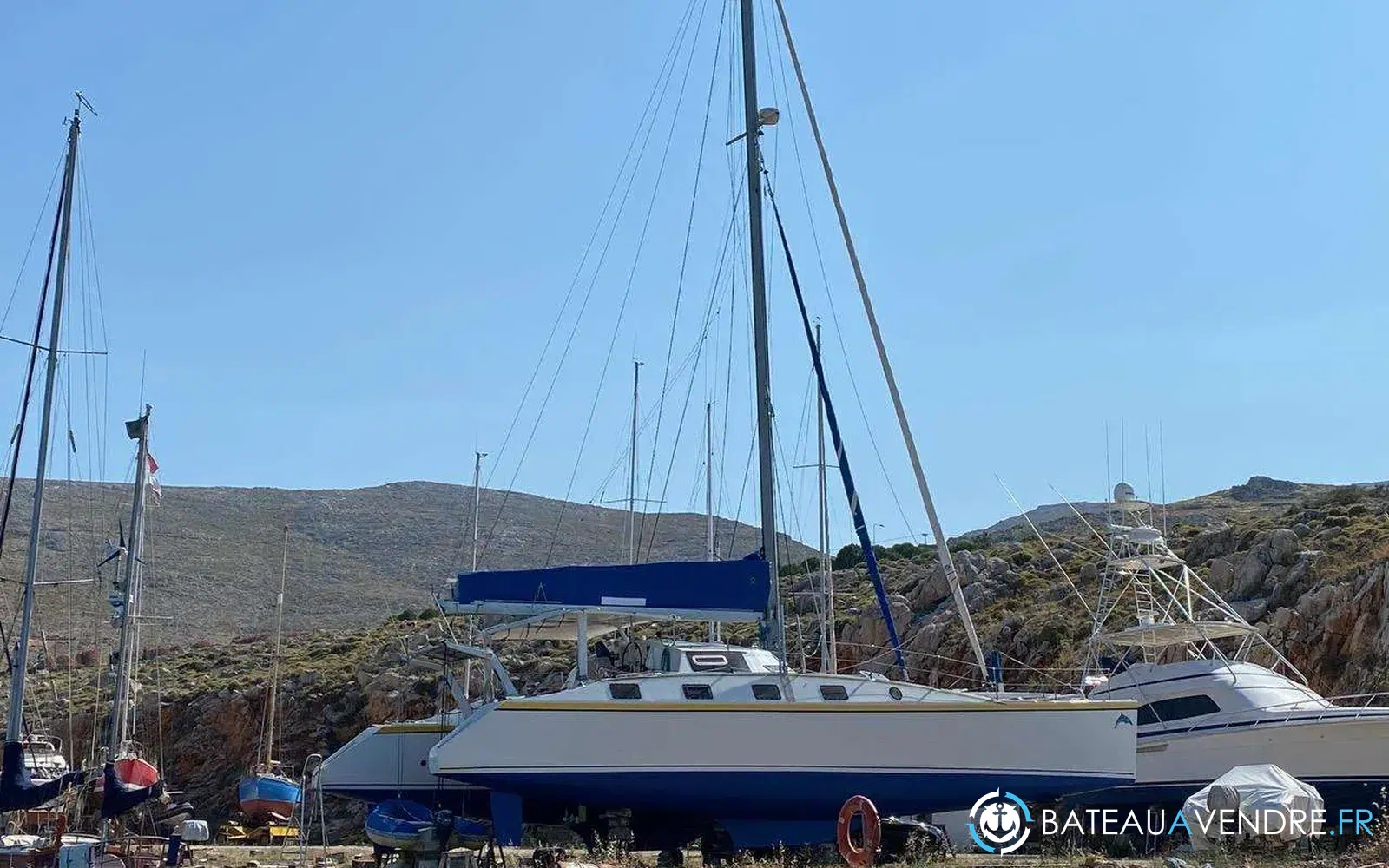 slider 35 Custom Catamaran