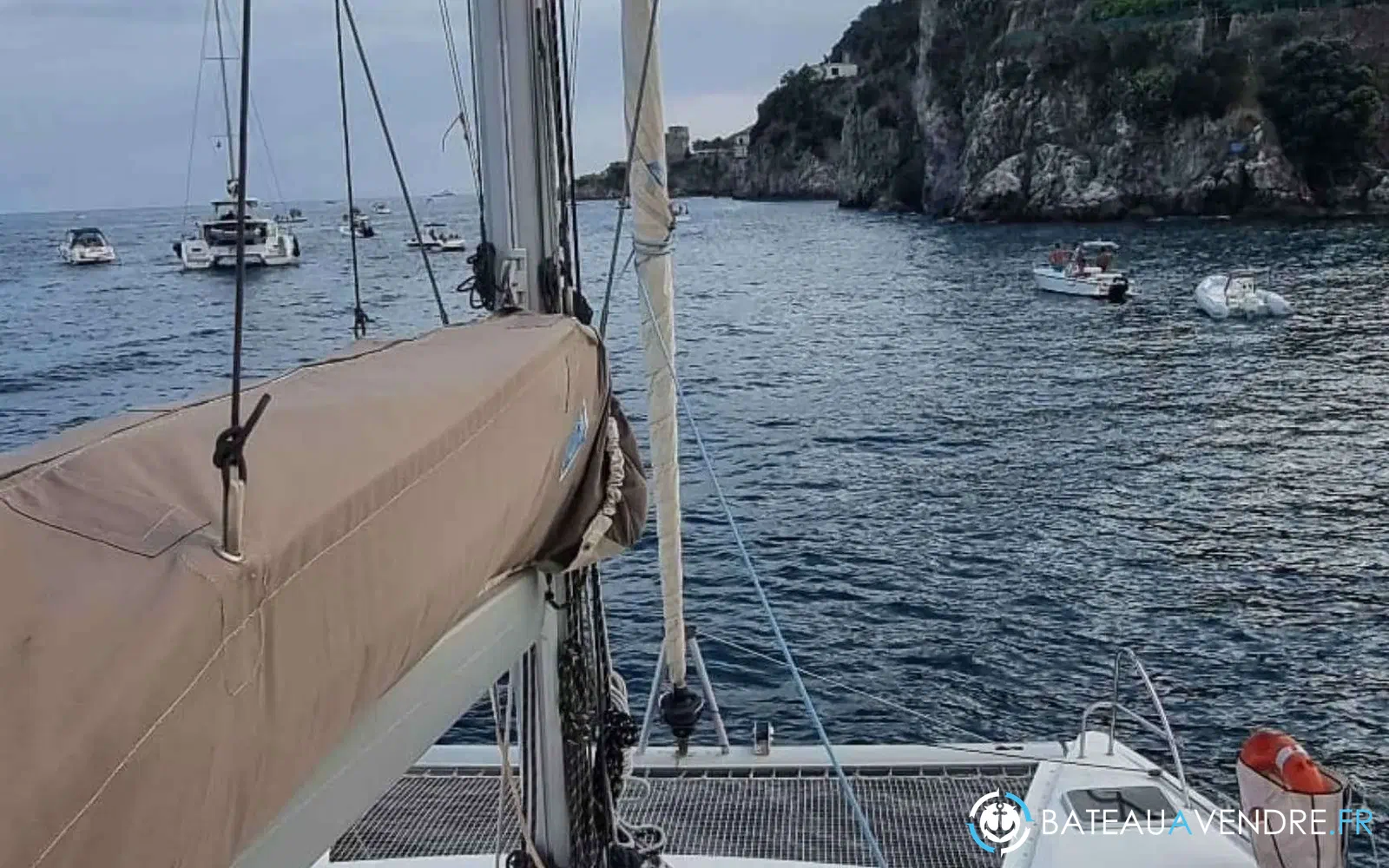 slider 0 Fountaine Pajot Lucia 40
