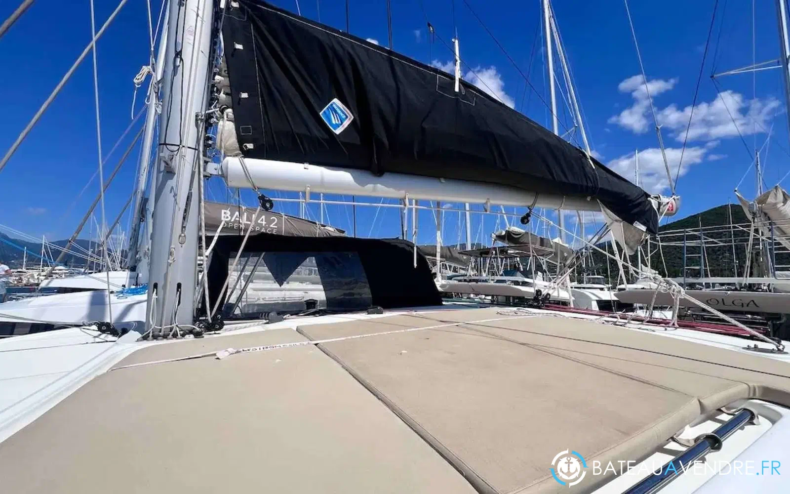 slider 23 Lagoon 40