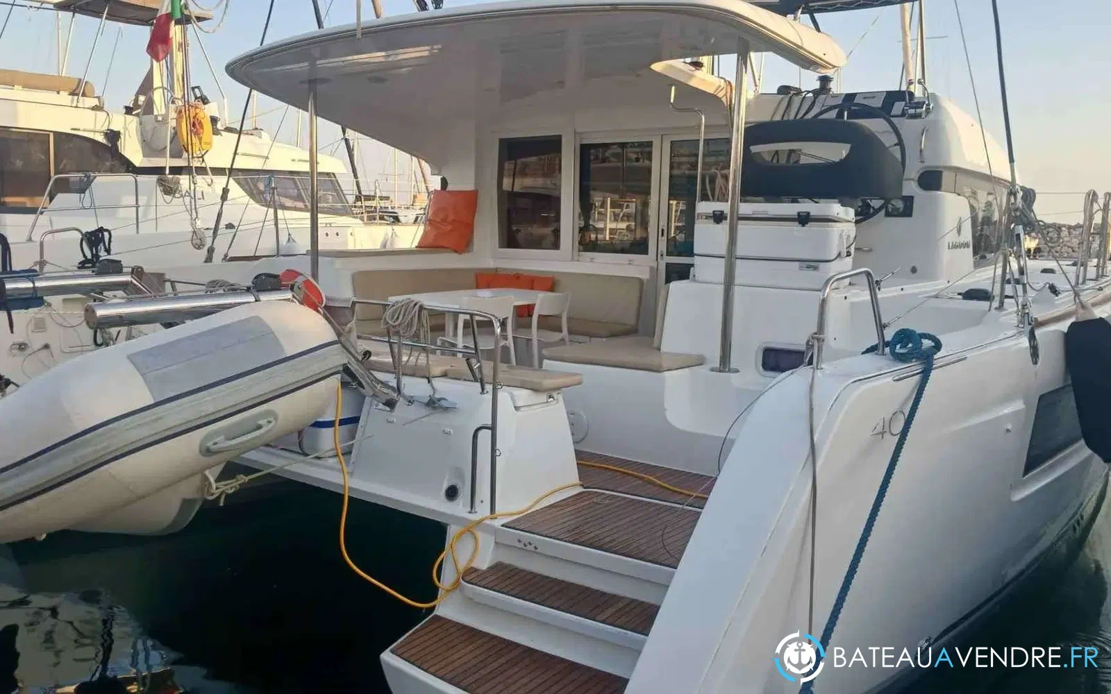 slider 30 Lagoon 40