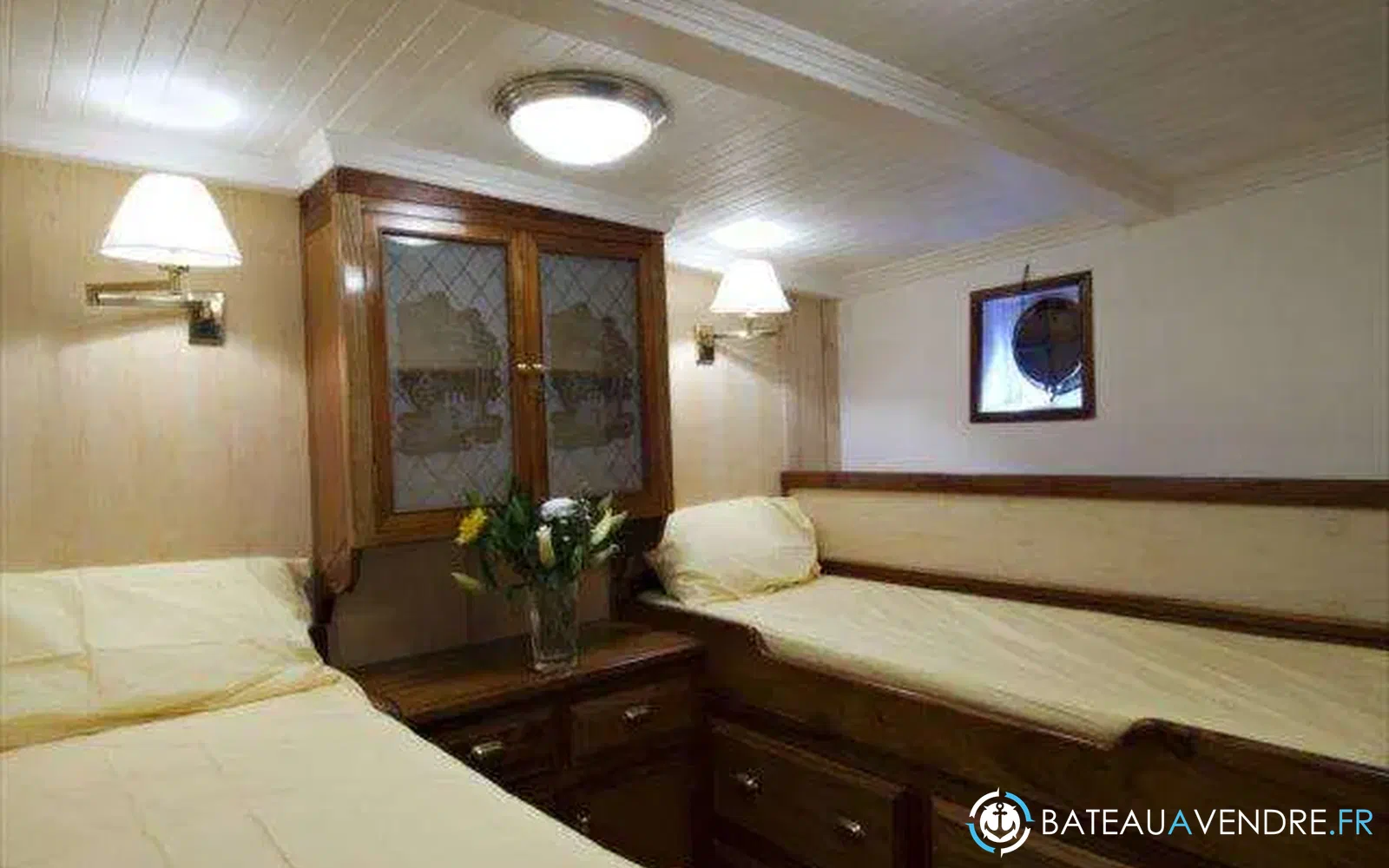 slider 3 Custom Schooner