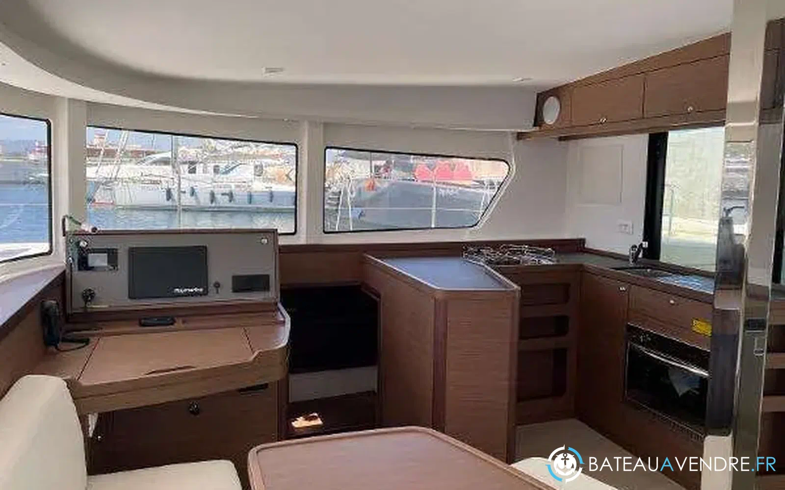 slider 14 Lagoon 42
