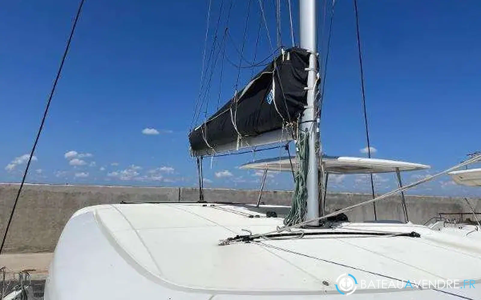 slider 7 Lagoon 42