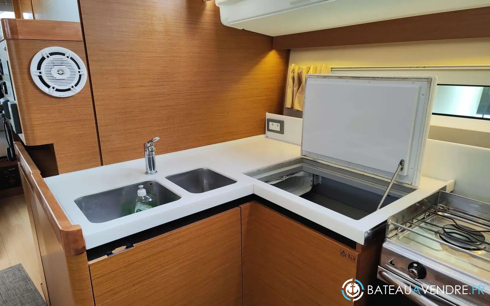 slider 17 Jeanneau Sun Odyssey 490
