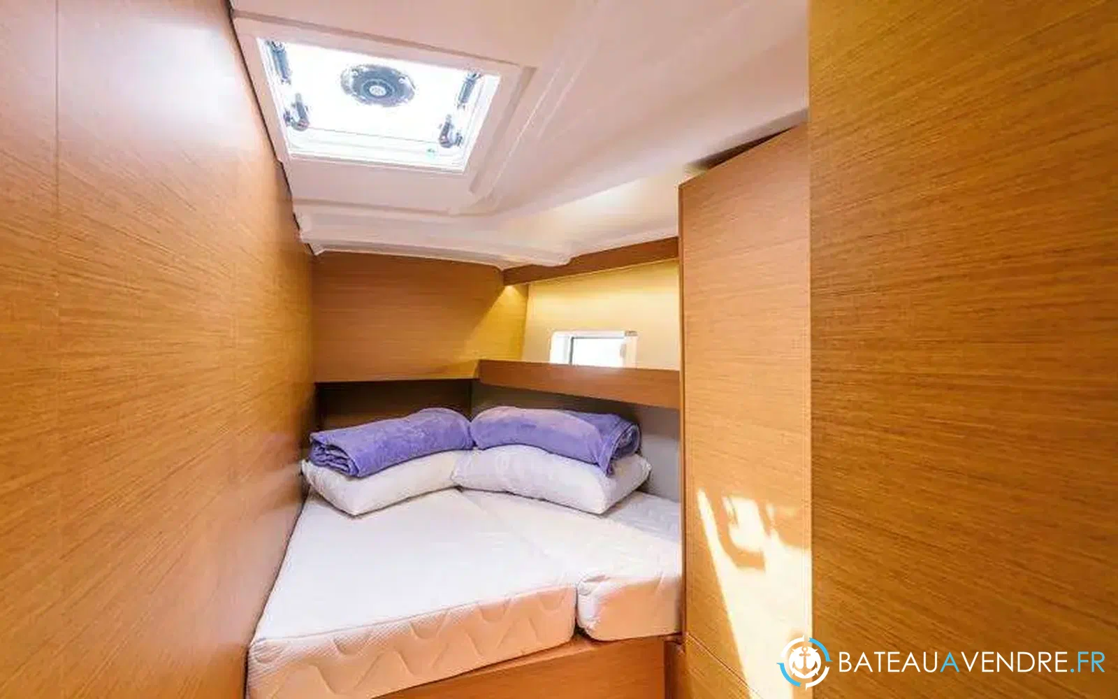 slider 33 Jeanneau Sun Odyssey 490