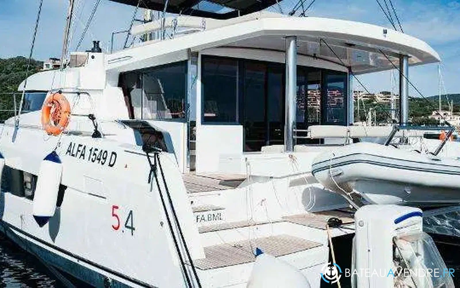 slider 0 Bali Catamarans Bali 5.4