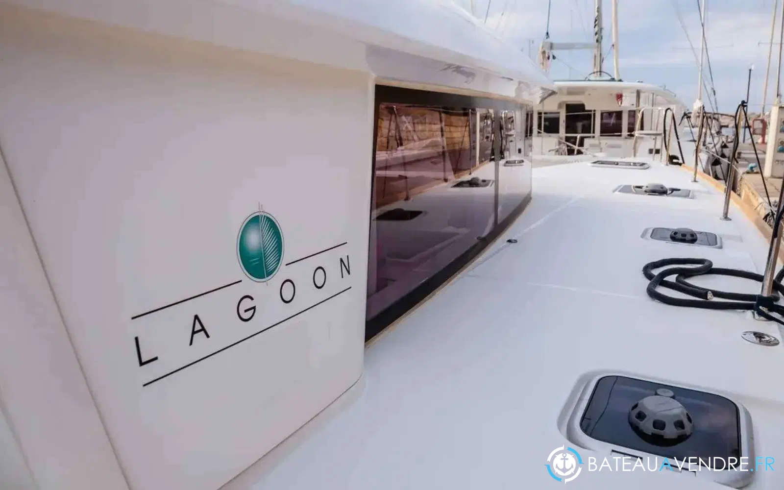 slider 0 Lagoon 400 S2