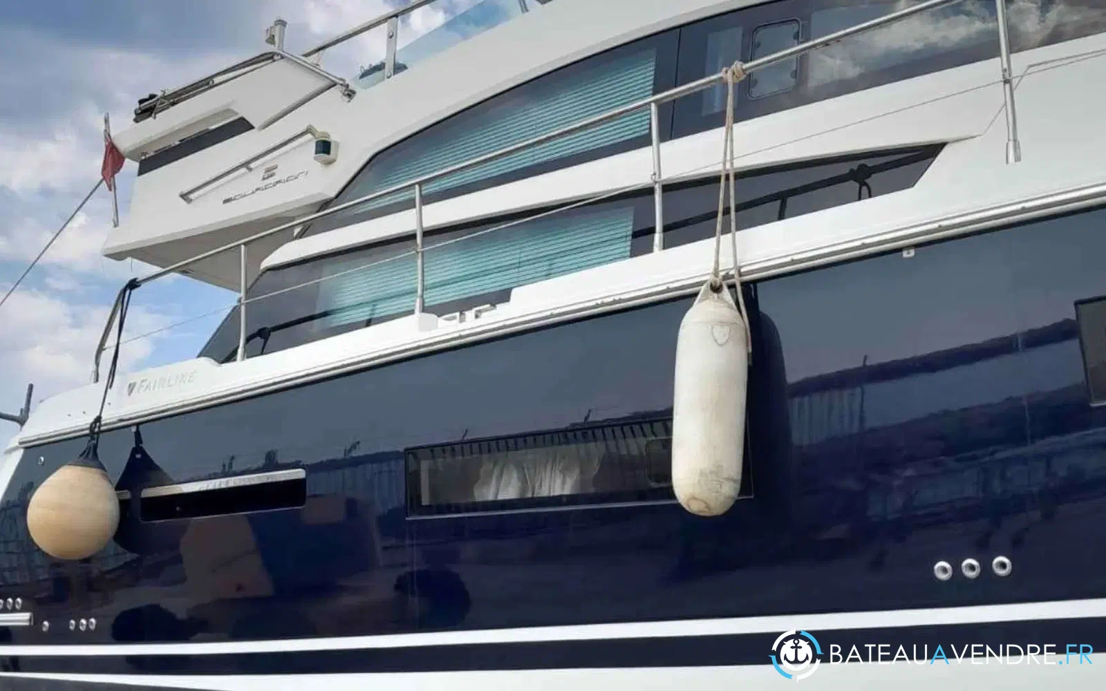 slider 9 Fairline Squadron 42