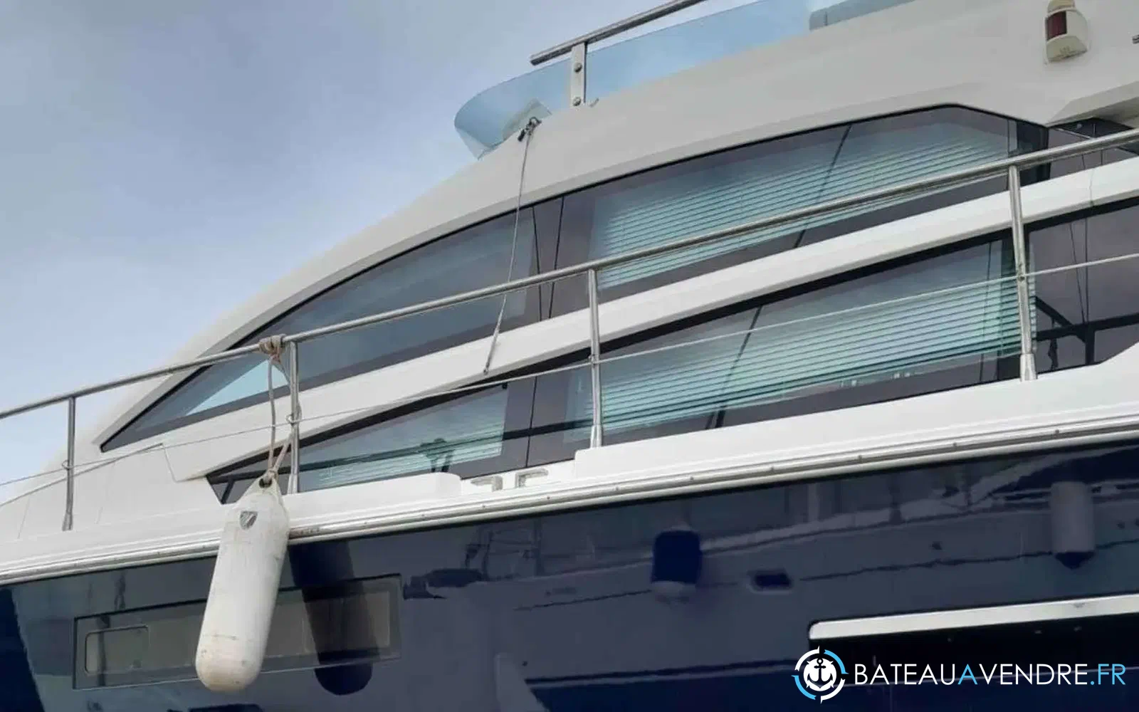 slider 12 Fairline Squadron 42