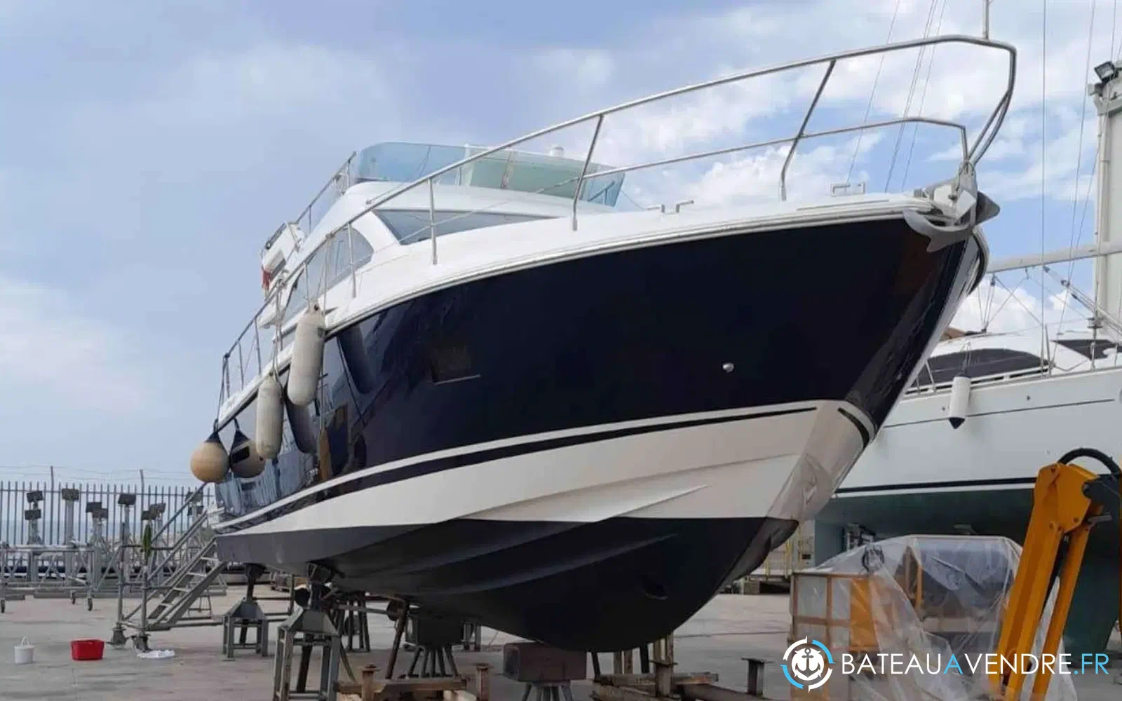 slider 13 Fairline Squadron 42