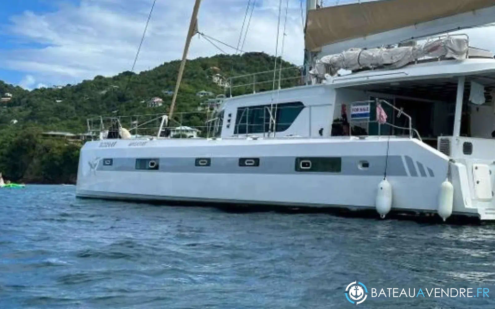 slider 13 Squalt Marine International CK64