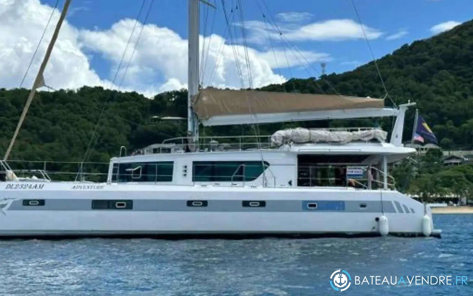 slider 5 Squalt Marine International CK64