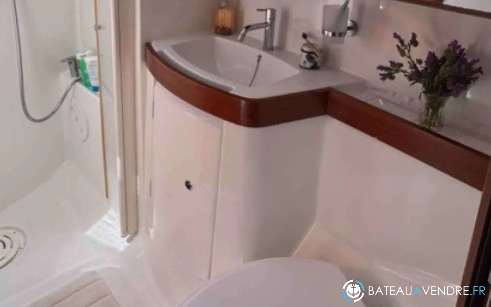 slider 3 Beneteau Oceanis 43