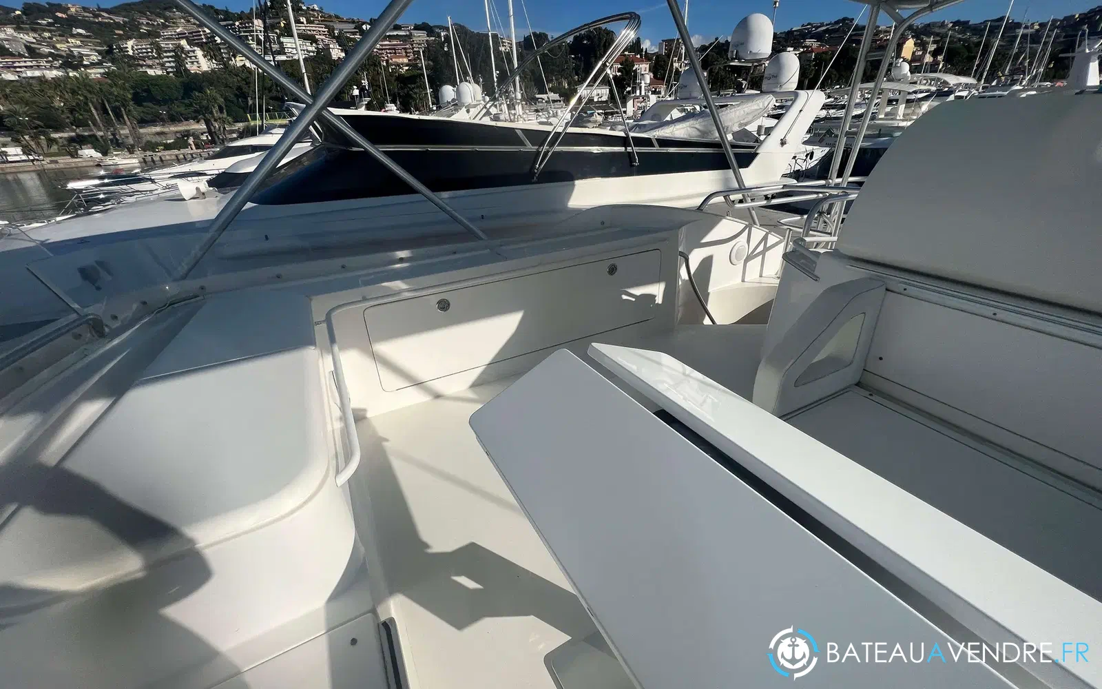 slider 14 Bertram 630