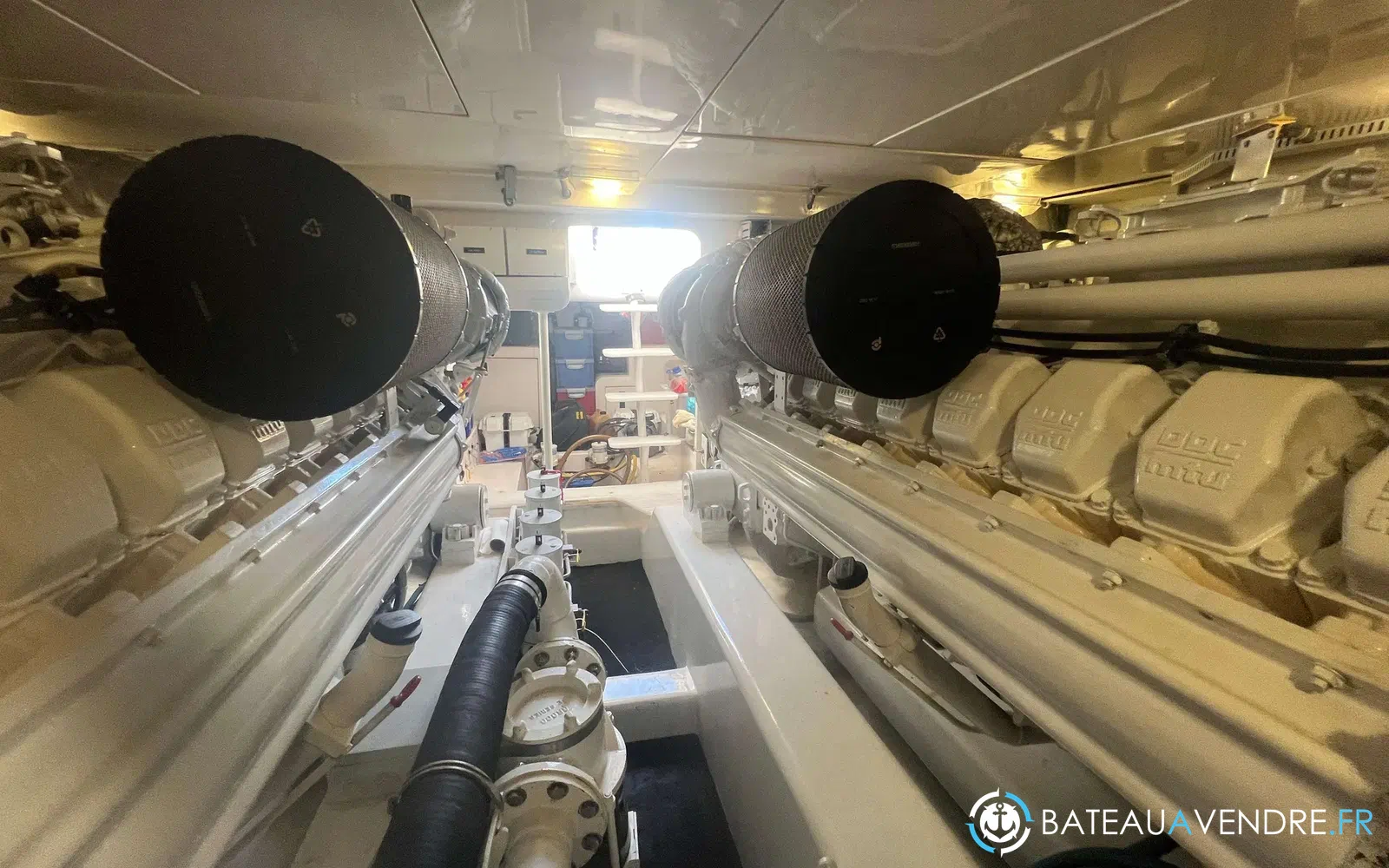 slider 17 Bertram 630