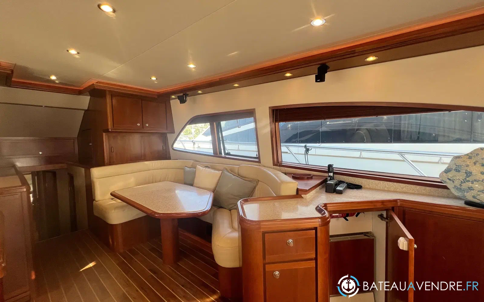 slider 25 Bertram 630