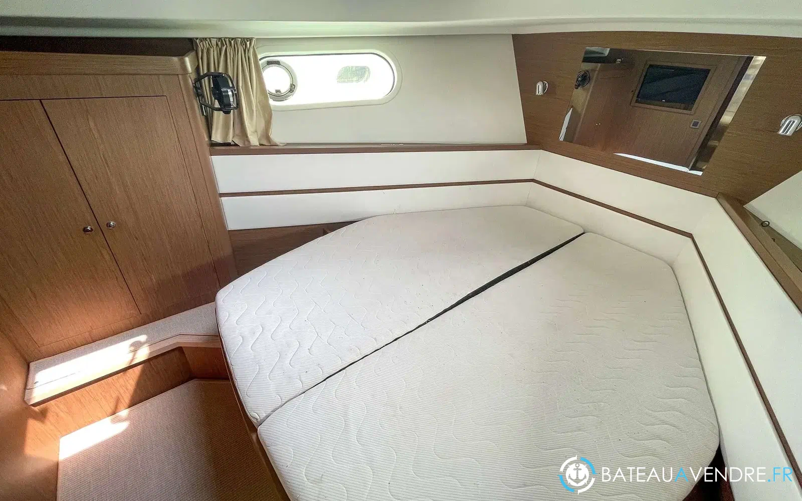 slider 11 Beneteau Swift Trawler 44
