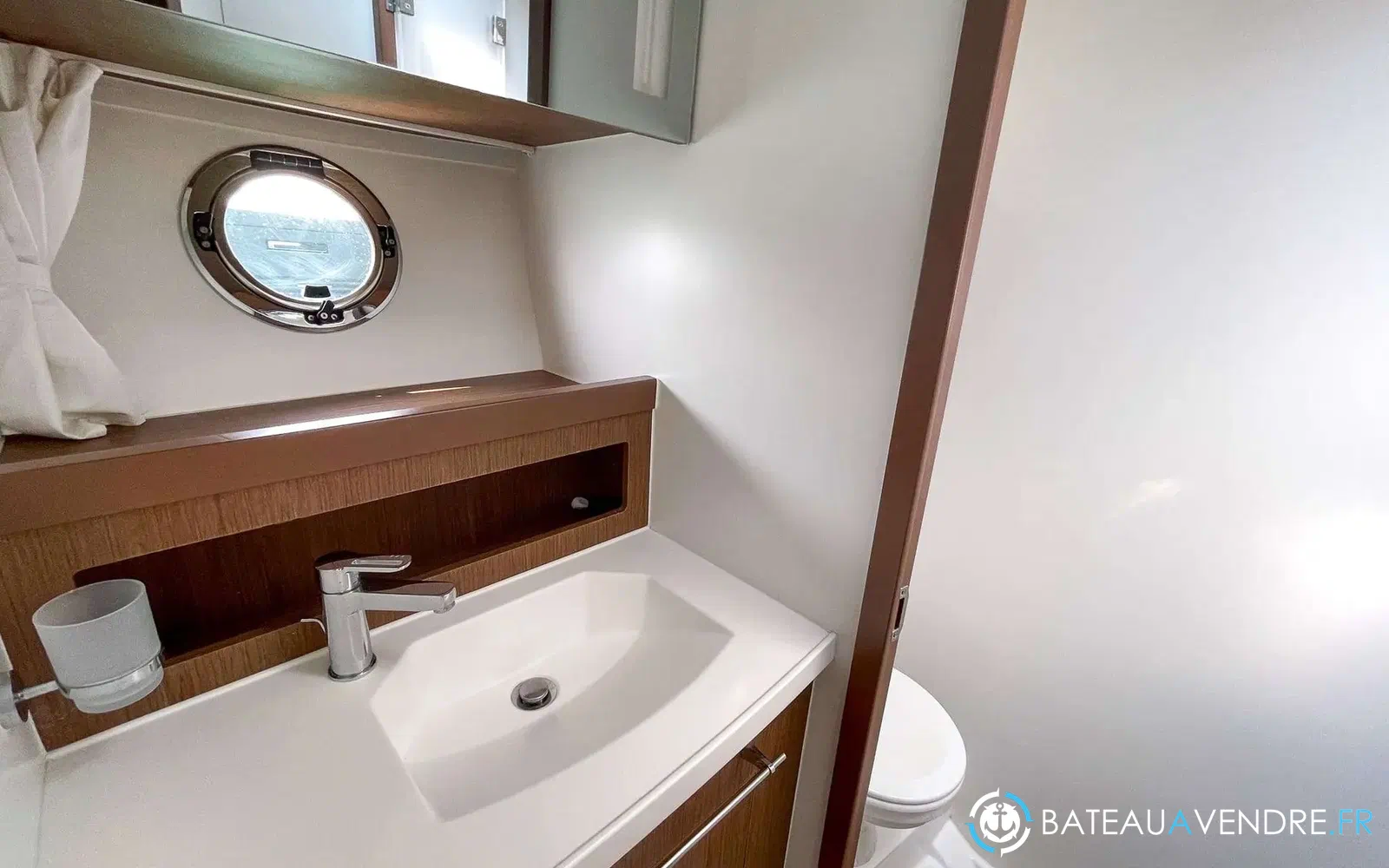 slider 16 Beneteau Swift Trawler 44