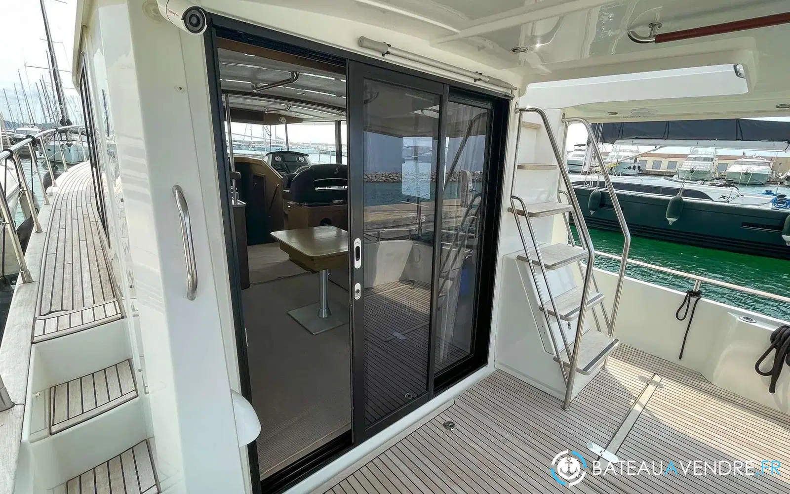 slider 19 Beneteau Swift Trawler 44