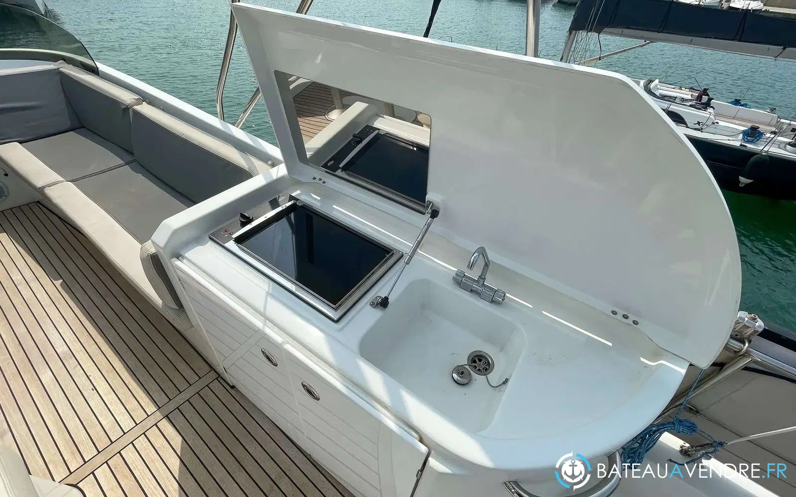slider 20 Beneteau Swift Trawler 44