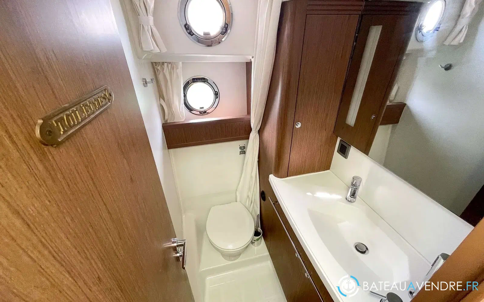 slider 37 Beneteau Swift Trawler 44