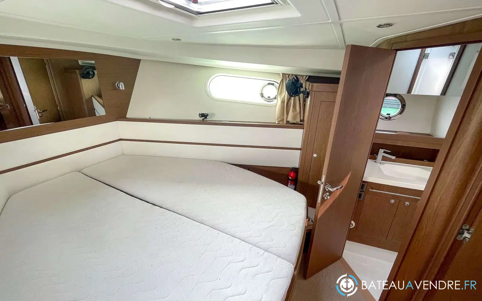slider 4 Beneteau Swift Trawler 44