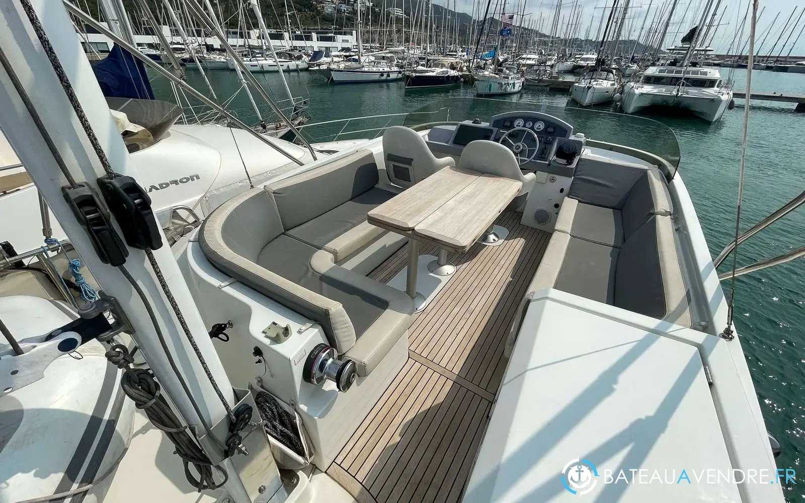 slider 5 Beneteau Swift Trawler 44