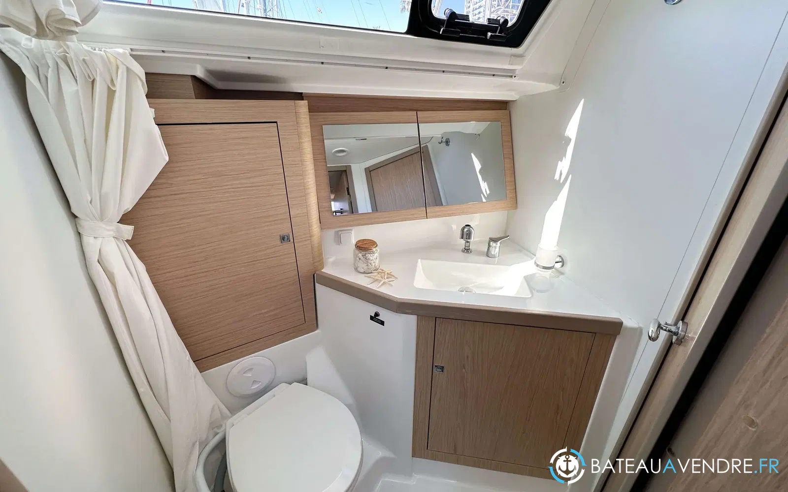 slider 22 Beneteau Oceanis 45