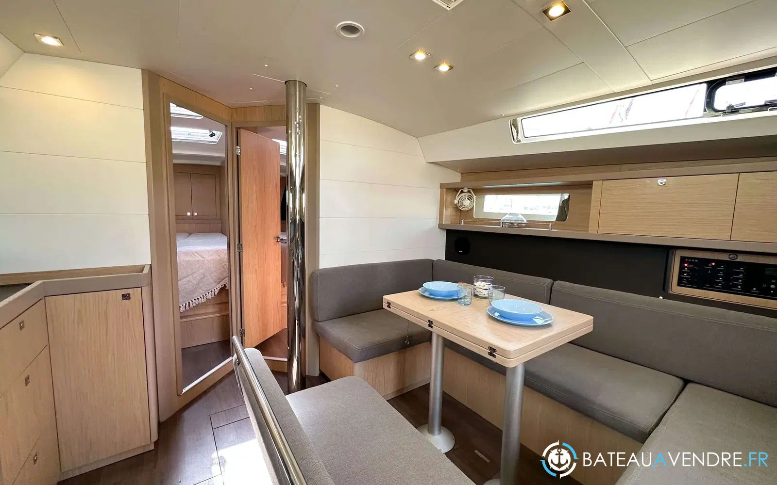slider 28 Beneteau Oceanis 45